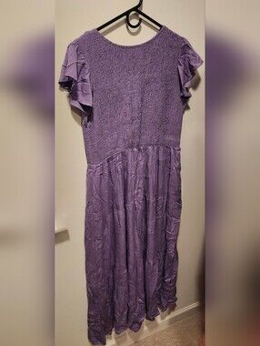 Women's Lavender Ruffled Sleeve Midi Dress